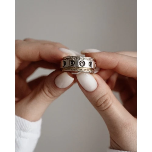 Кольцо (925) эмаль все меняется