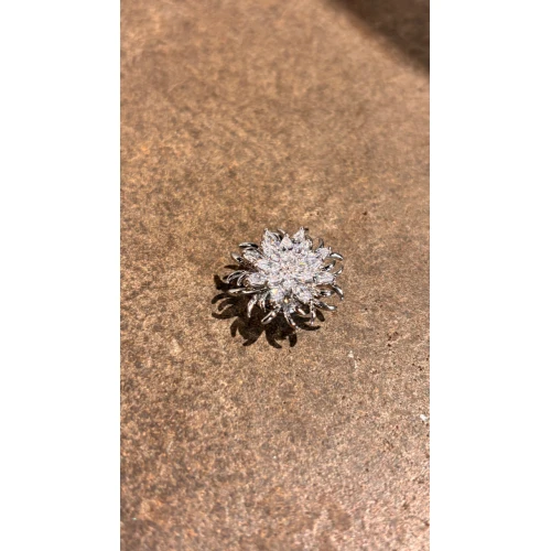 Брошь фианит