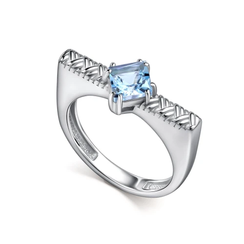 Кольцо из серебра 925 пробы с топазом