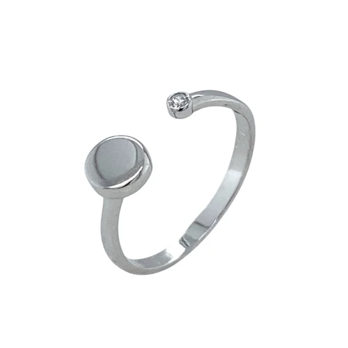 Кольцо из серебра 925 пробы с фианитами