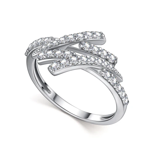 Кольцо из серебра 925 пробы с фианитами