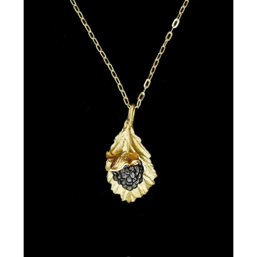 Колье стекло ежевика